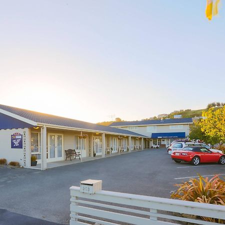 Aaa Thames Court Motel Oamaru Bagian luar foto