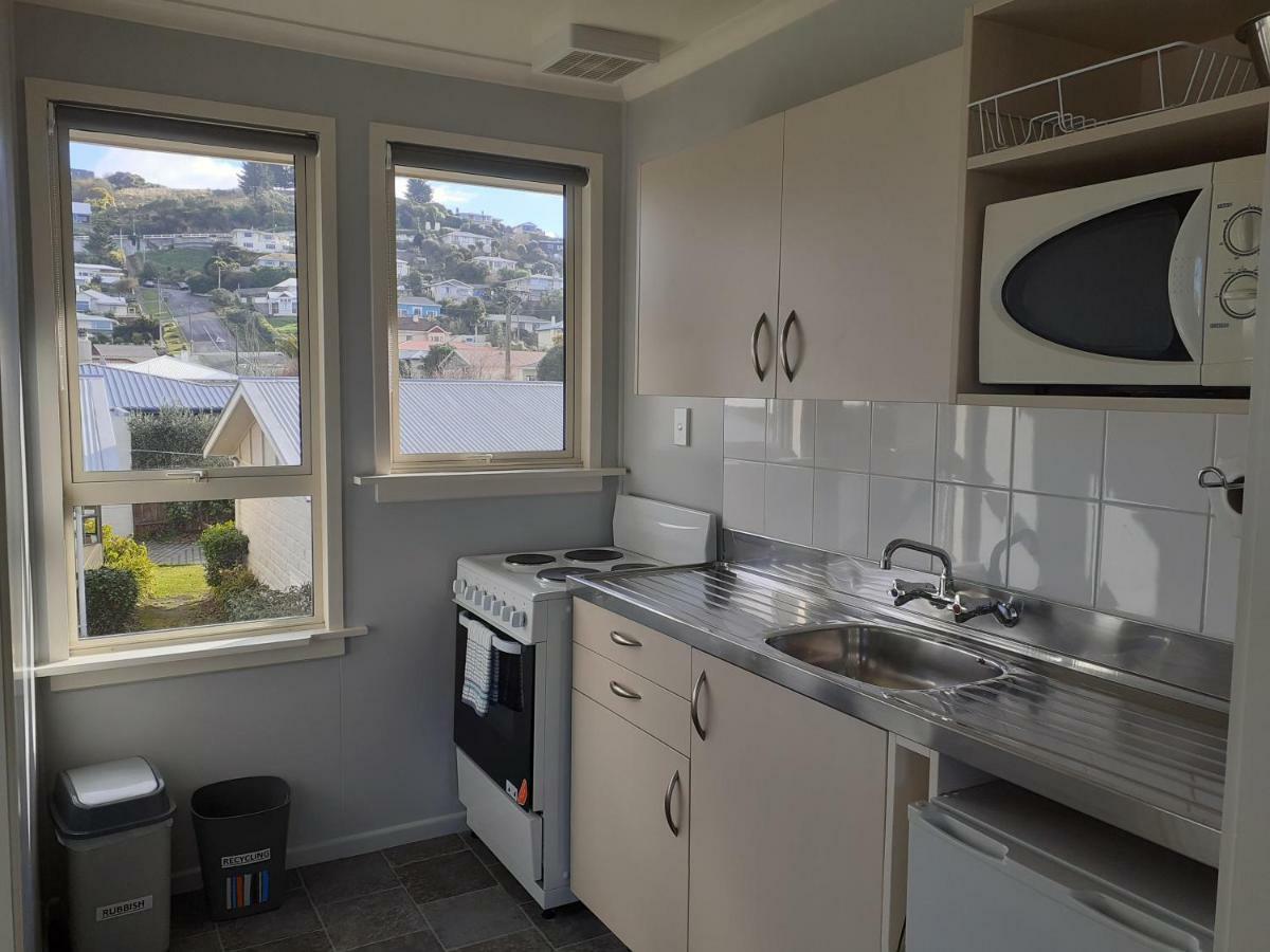 Aaa Thames Court Motel Oamaru Bagian luar foto